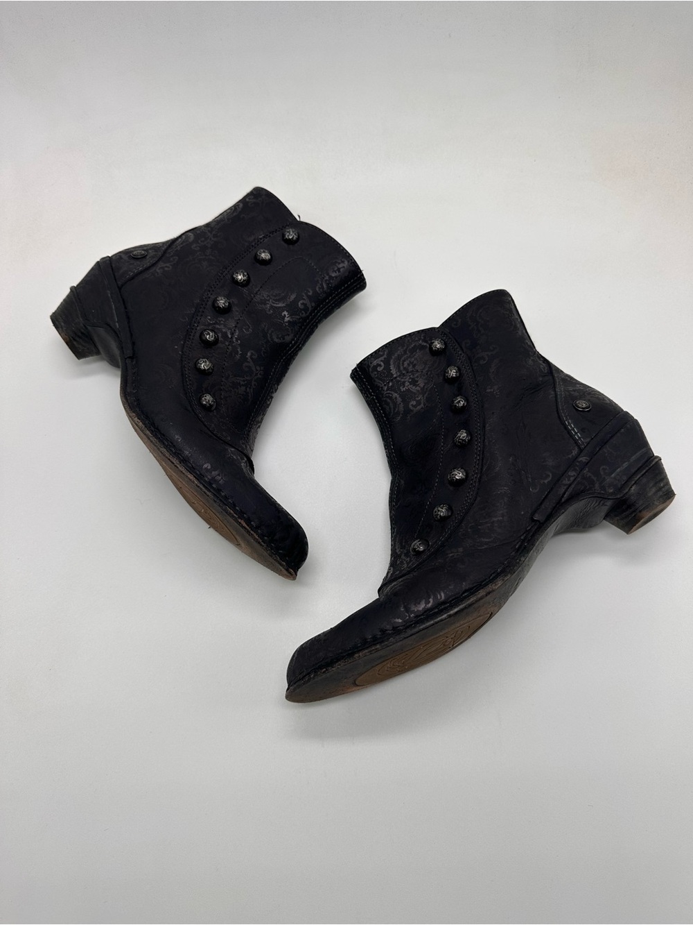 Neosens | Rococo Dark Academia Ankle Boots in Black - Picture 8 of 12
